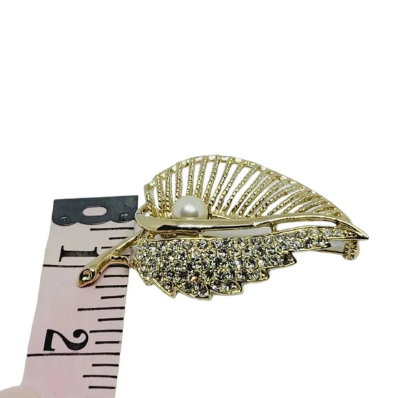 Vintage Gold Toned Leaf Brooch with Rhinestone and Faux Pearl Accent - Picture 7 of 7